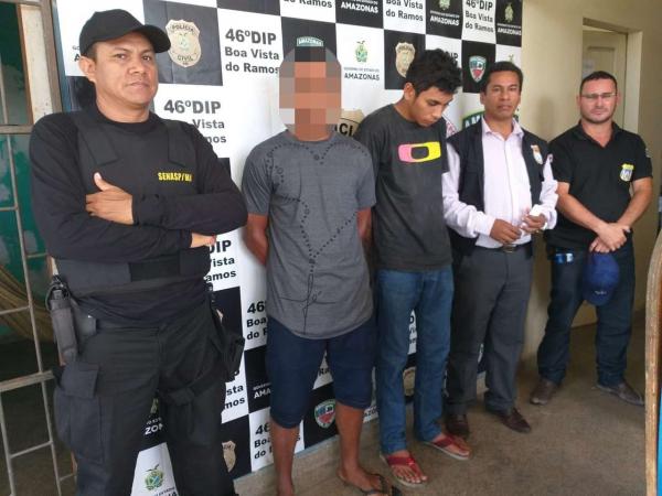 Polícias Civil e Militar prendem jovens em Boa Vista do Ramos Polícias Civil e Militar prendem jovens em Boa Vista do Ramos