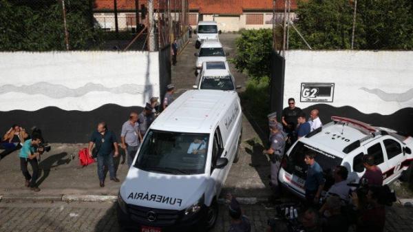 'Eles não queriam algo de valor, ou vingança. Eles queriam matar todo mundo', diz aluna sobrevivente de ataque em Suzano 'Eles não queriam algo de valor, ou vingança. Eles queriam matar todo mundo', diz aluna sobrevivente de ataque em Suzano