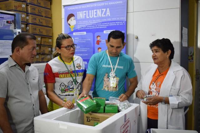 Parintins recebe 27 mil doses de vacina contra Influenza, campanha inicia sexta-feira Parintins recebe 27 mil doses de vacina contra Influenza, campanha inicia sexta-feira