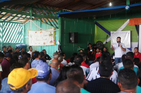 Governo anuncia centro multifuncional em Tefé e discute regras para uso sustentável da RDS Amanã Governo anuncia centro multifuncional em Tefé e discute regras para uso sustentável da RDS Amanã