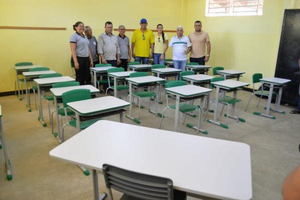 Escola Tsukasa Uyetsuka é contemplada com novo mobiliário Escola Tsukasa Uyetsuka é contemplada com novo mobiliário