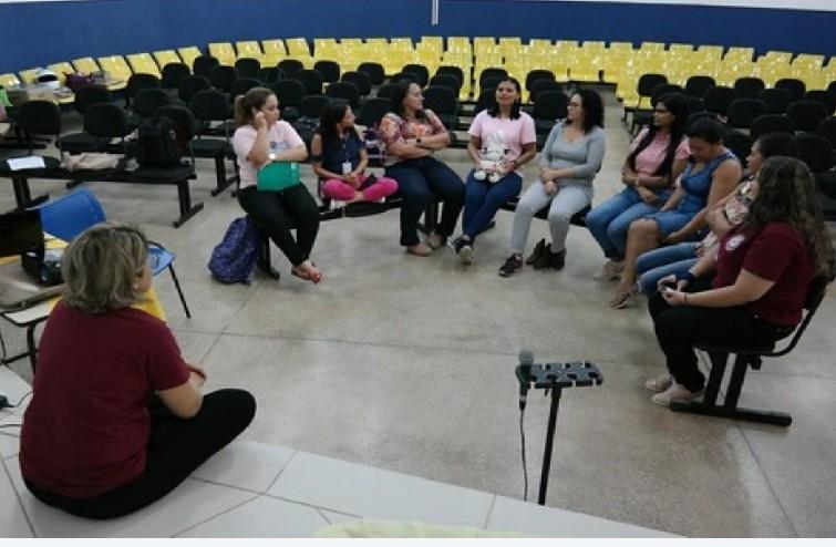 Professores de creche municipal participam de jornada pedagógica Professores de creche municipal participam de jornada pedagógica