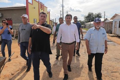 Wilson Lima visita área de exploração de gás natural em Tefé