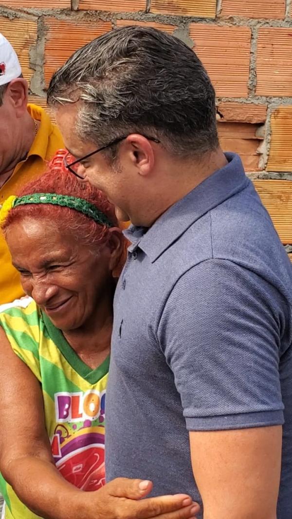 Manaus precisa de alguém que trabalhe e leve dignidade ao povo, diz Josué Neto Manaus precisa de alguém que trabalhe e leve dignidade ao povo, diz Josué Neto