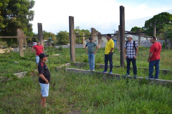 Bi Garcia dá ordem de serviço para construção da cidade da criança do Caburi