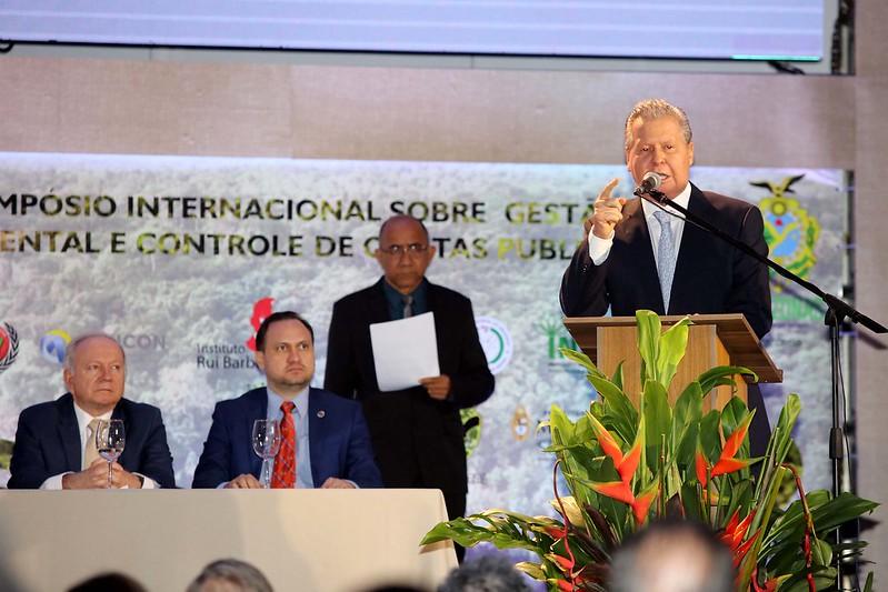 A Amazônia precisa ser compreendida por todos os brasileiros, diz prefeito Arthur Neto, em evento internacional A Amazônia precisa ser compreendida por todos os brasileiros, diz prefeito Arthur Neto, em evento internacional