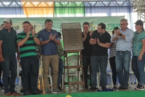 Wilson Lima inaugura dois importantes ramais em Autazes e anuncia conclusão de mais quatro até o fim do ano Wilson Lima inaugura dois importantes ramais em Autazes e anuncia conclusão de mais quatro até o fim do ano