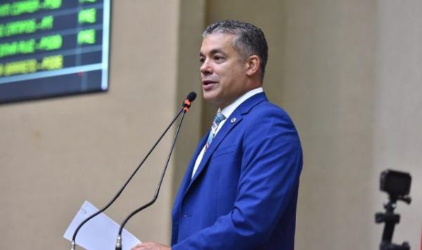 Josué Neto afirma que produção de biocombustíveis vai gerar 36 mil empregos no AM Josué Neto afirma que produção de biocombustíveis vai gerar 36 mil empregos no AM