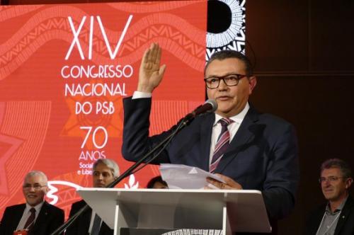 PSB vê PT isolado e critica estratégia do partido para eleições