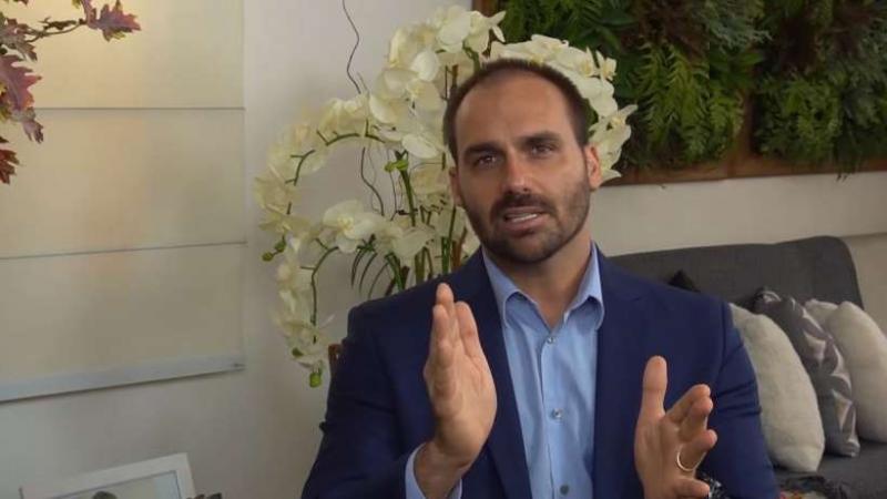 Conselho de Ética abre processos que podem cassar Eduardo Bolsonaro 