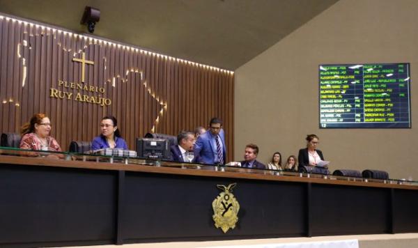 Deputados aprovam projeto que garante R$ 11 milhões para a Segurança Pública do Amazonas Deputados aprovam projeto que garante R$ 11 milhões para a Segurança Pública do Amazonas