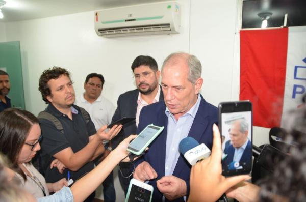 Polarização entre Bolsonaristas e Lulistas precisa ser quebrada para o bem da democracia, avalia Ciro Gomes em Manaus