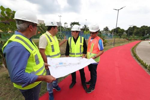 Wilson Lima inspeciona obras do Prosamim no bairro Presidente Vargas e anuncia entrega para março de 2020