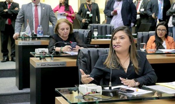 Contratação direta é ganho para terceirizados da Saúde, diz Joana Darc