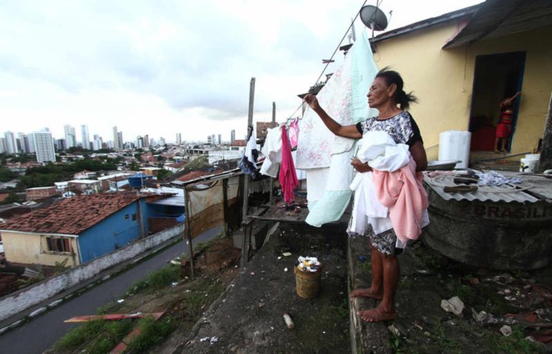 Brasil mantém posição no Índice de Desenvolvimento Humano em 2019 Brasil mantém posição no Índice de Desenvolvimento Humano em 2019