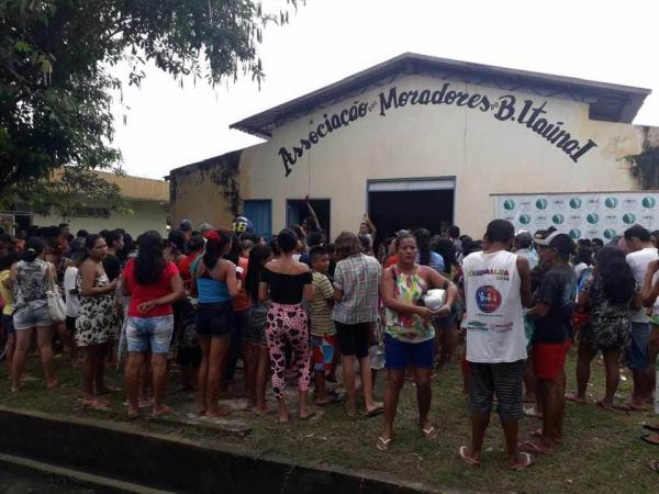 Campanha Parintins Sem Fome atende milhares no Itaúna I com sopão 