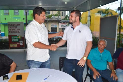 Bi Garcia empossa Diego Leitão novo diretor da Empresa Municipal de Trânsito 