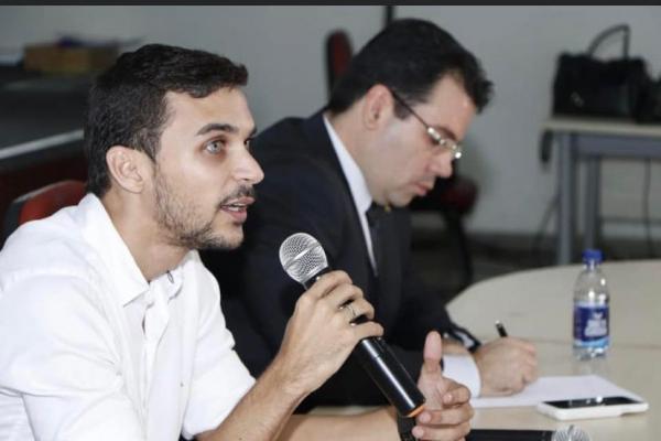 Prints e áudios apontam suposto 'esquema' de Wilker Barreto em manifestação contra o Governo do AM 