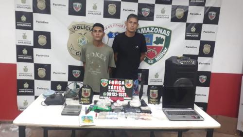 Dupla presa  com mais de 1 quilo de droga no Itaúna II 