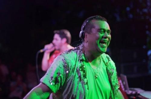 Arlindo Junior Eterno, Poema de Carlos Paulain... 