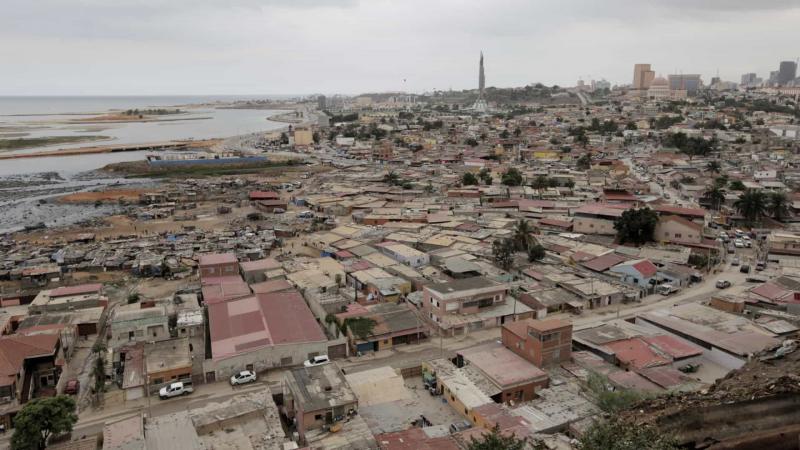 Doze horas de chuva sobre Luanda deixam 250 famílias desalojadas