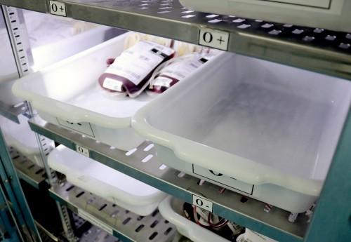 Estoque de bolsas de sangue chega a nível crítico e Hemoam convoca doadores com urgência