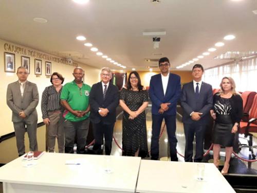 MPAM discute com órgãos públicos e agremiações as ações do Carnaval 