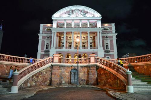 Teatro Amazonas registra o maior público de visitação turística em 22 anos 