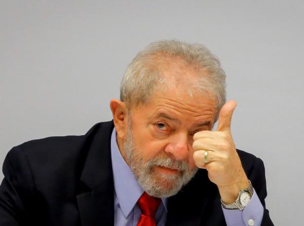 Lula aconselha bancada do PT na Câmara a focar oposição na pauta econômica