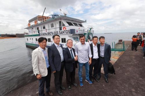 Wilson Lima entrega primeira UBS Fluvial Inteligente do Amazonas, que vai atender população ribeirinha de Manacapuru 