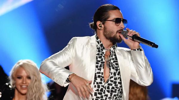 Maluma diz que não é gay 