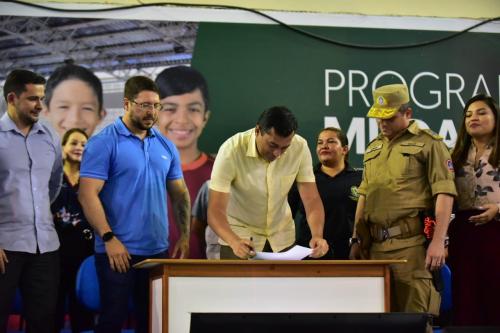 Wilson Lima convoca bombeiros do quadro de saúde para admissão e matrícula para curso de formação