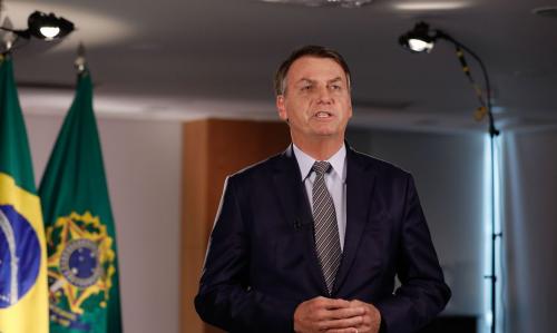 Bolsonaro diz que não há motivo para pânico sobre o coronavírus 