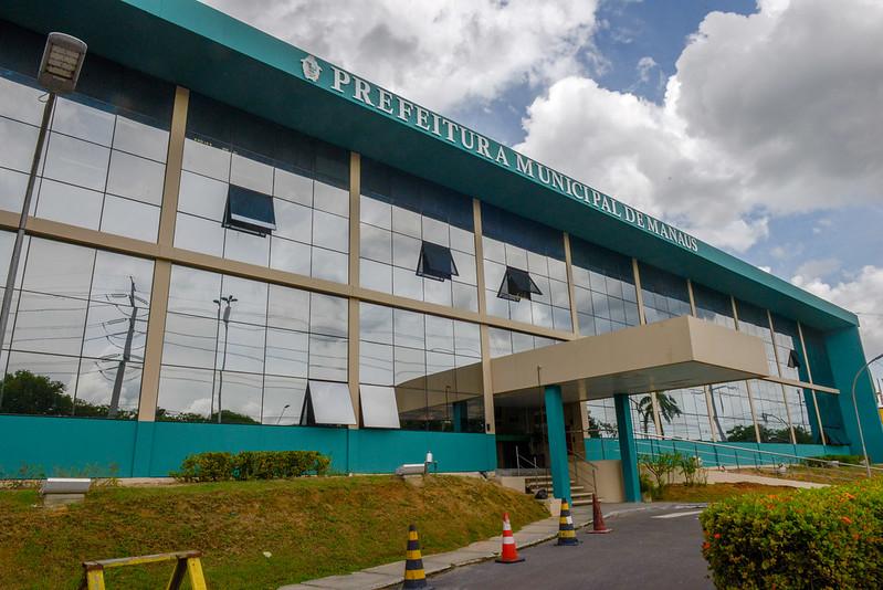 Prefeito Arthur assina decretos garantem serviços essenciais no combate ao novo coronavírus