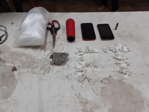Policiais militares do 11º BPM detêm suspeitos de tráfico de drogas em Parintins