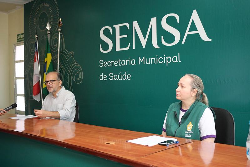 Prefeitura de Manaus encerra vacinação drive-thru e mantém visita domiciliar para imunização de idosos