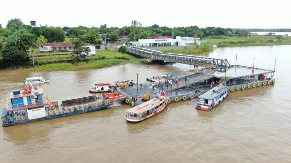 Vila Amazônia ganha novo Porto, Fábrica de Gelo e Balsa Flutuante em Parintins 