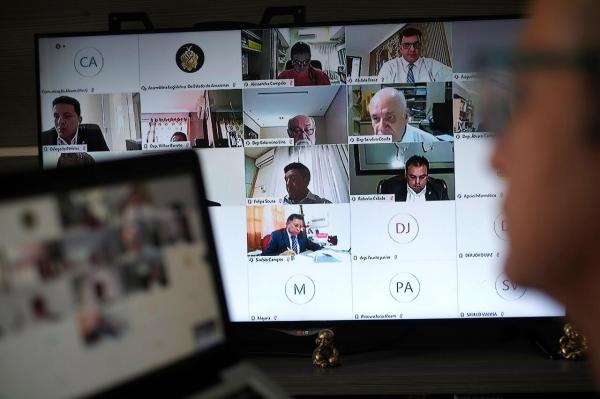 Deputados sugerem distribuição de cestas básicas no interior através do recursos de parte das emendas parlamentares 