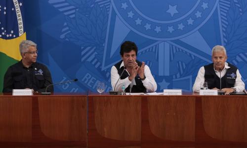 País tem 3.058 casos de covid-19 em um dia e total sobe para 28.320 