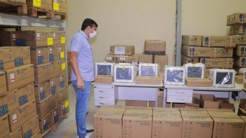 Governador Wilson Lima encaminha 20 monitores para hospital de campanha da Prefeitura de Manaus