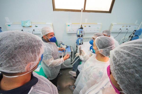 Governo do Amazonas monta Unidades de Cuidados Intermediários em Manacapuru que tem 201 casos de Coronavírus 