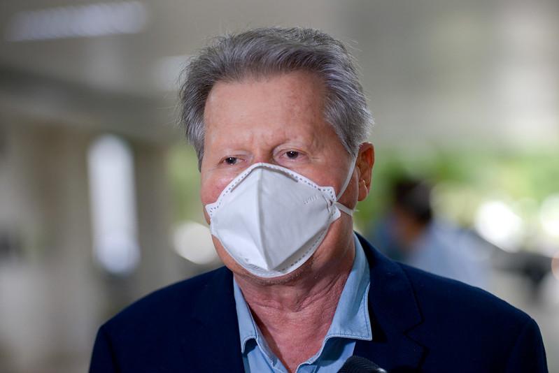 ‘Cada um deve pagar sua cota de sacrifícios’, diz prefeito sobre pandemia da Covid-19