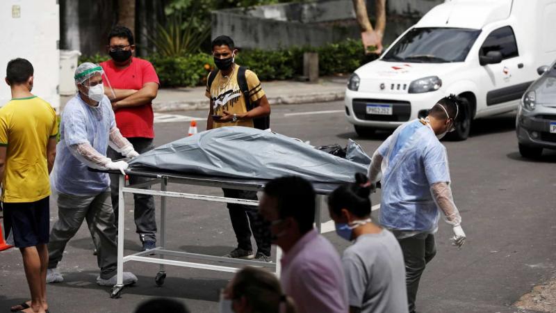 Brasil bate novo recorde e registra 407 mortes em 24h