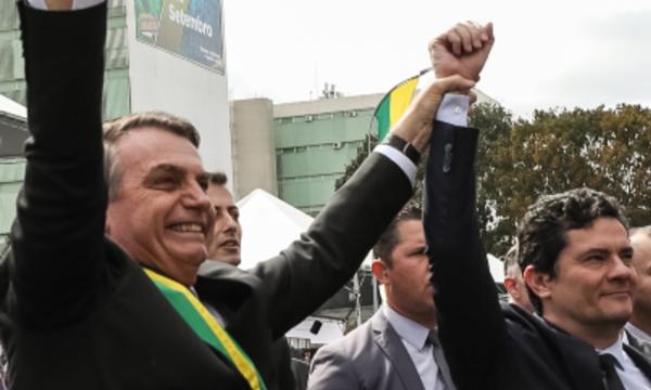 Bolsonaro e Moro aparecem como investigados em inquérito aberto por Celso de Mello 