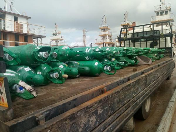 Governo do Amazonas envia 74 cilindros de oxigênio para Tefé