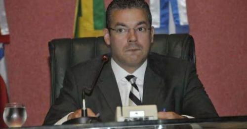 Josué fracassa na tentativa de criar comissão de impeachment 