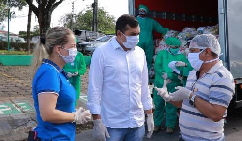 Governador Wilson Lima participa de entrega de cestas básicas para instituições