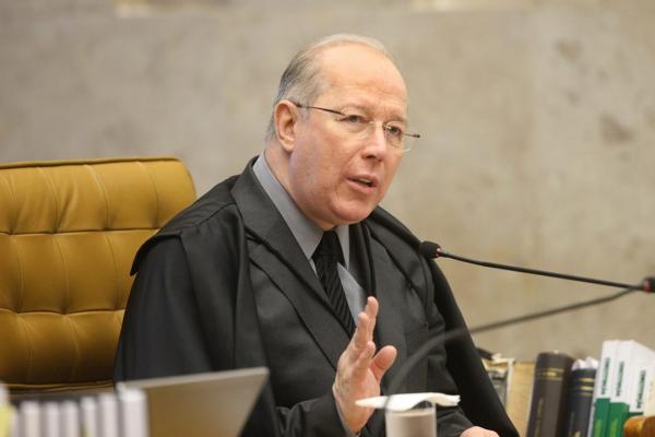 Celso de Mello manda Justiça comunicar Bolsonaro da ação sobre impeachment no Supremo 