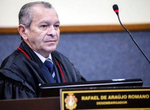 Desembargador Rafael Romano acusado de estuprar neta é condenado a 47 anos de prisão, em Manaus