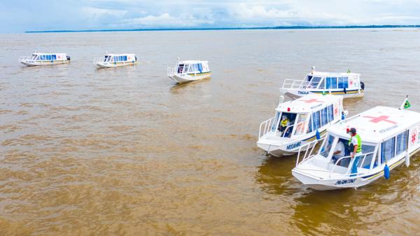 Comunidades pólo de Parintins recebem seis ambulanchas da Prefeitura